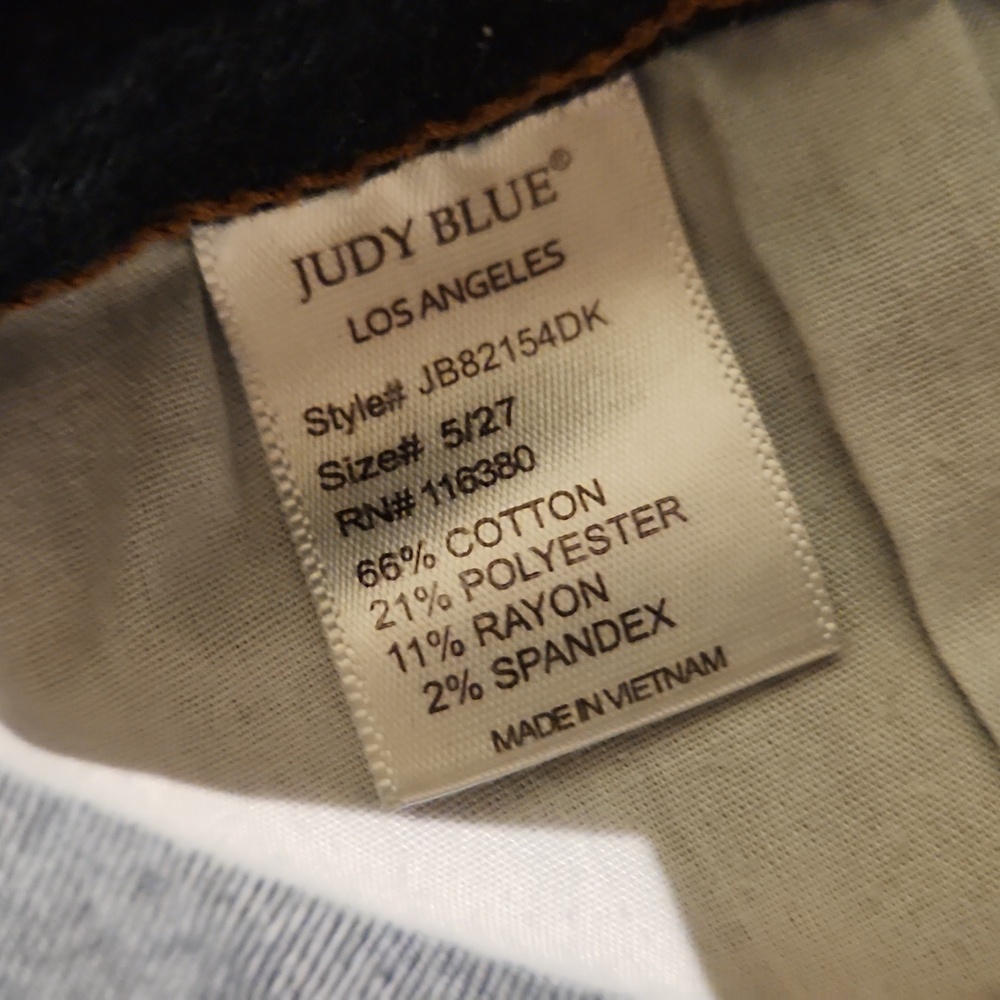 ❤️ JUDY BLUE HIGH RISE SKINNY CROP CAPRI JEANS, PULL ON, 4/5 (27) - Picture 7 of 8